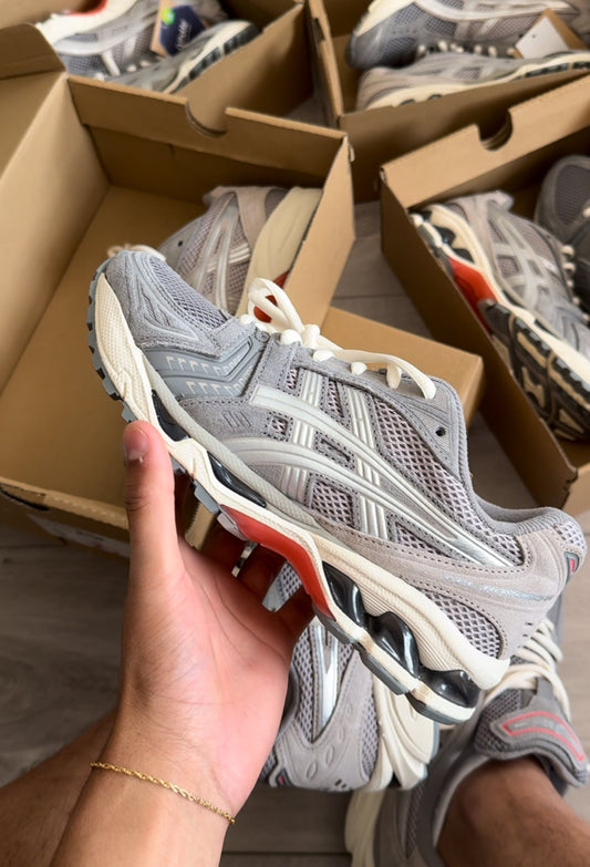 ASICS GEL-KAYANO